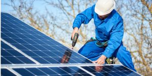 Installation Maintenance Panneaux Solaires Photovoltaïques à Pierre-Chatel